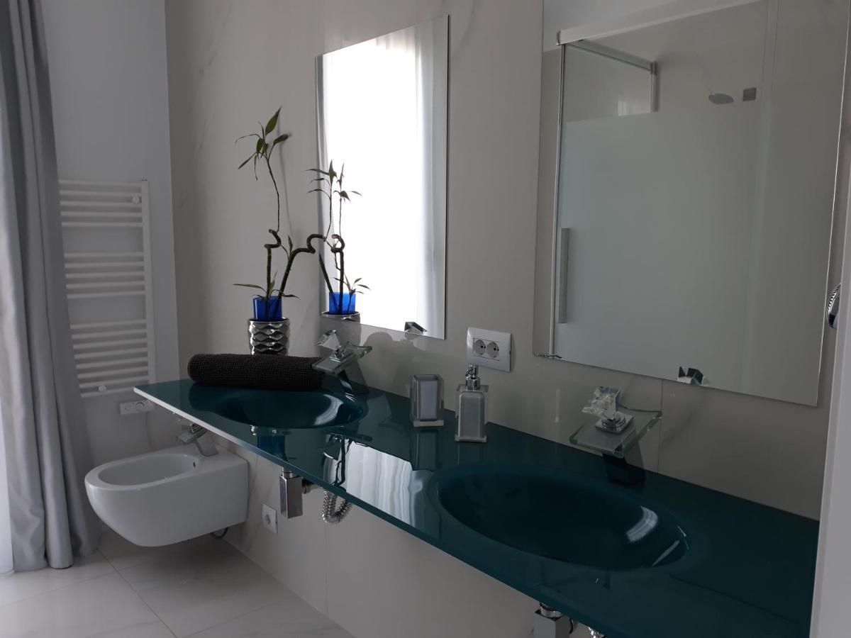 Villa Luxury Paradise Suites Salobreña Eksteriør billede